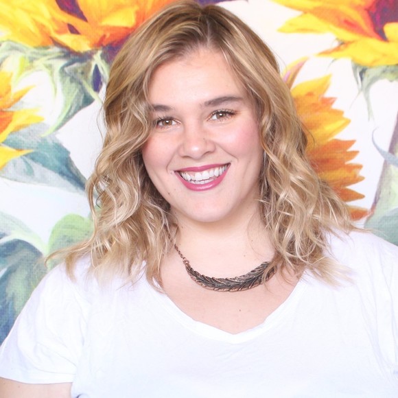 Meet your Posher, Brittney - Picture 1 of 1